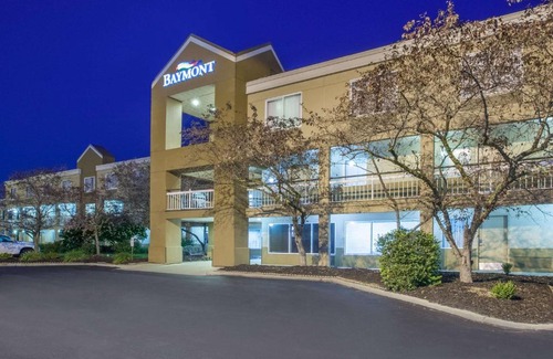 Canton Hotel | Baymont by Wyndham Canton