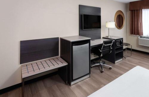 Akron Hotel | Baymont by Wyndham Copley Akron