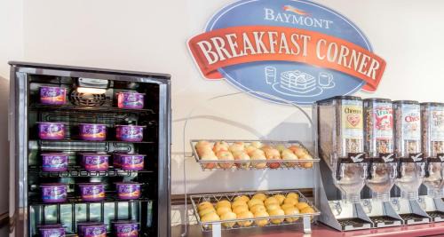 East Windsor Hotel | Baymont by Wyndham East Windsor Bradley Airport