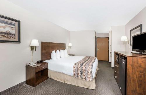 Le Mars Hotel | Baymont by Wyndham LeMars
