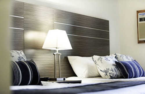 Waterton Park Hotel | Bayshore Inn & Spa