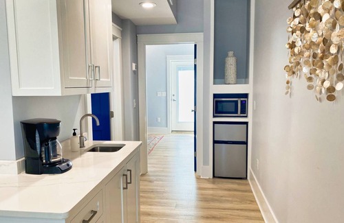 Cape Charles Condo | Bayside Getaways Crab Crib - Chesapeake Properties