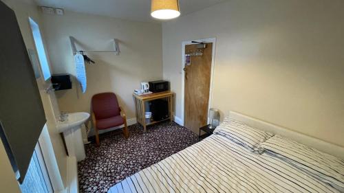 Porthcawl House | Bayside Guest House