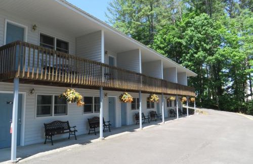 Cooperstown - Otsego Lake Hotel | Bayside Inn & Marina