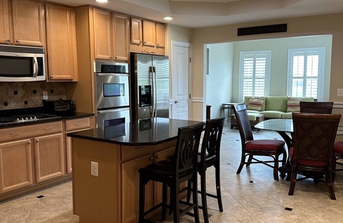 The Commons House | Bayside Resort! Spacious Townhome-Sleeps 13-Pools, Beach, Bikes, Pond, Golf!