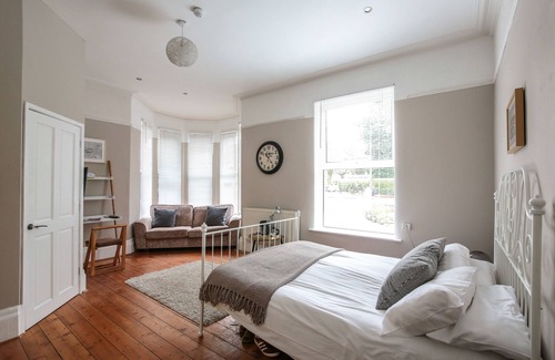 Hoole Bed & Breakfast | Baytree Lodge