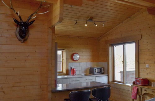 Nuneaton Cottage | Baytree Lodge - UK13322