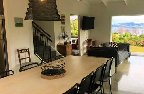 Two Mile Bay House | Bayview Taupo - Spa Pool and Views