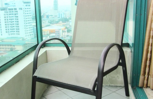 Ermita Night District Apartment | Baywatch Tower - Studio 37 sq.m. - Manila Bayview