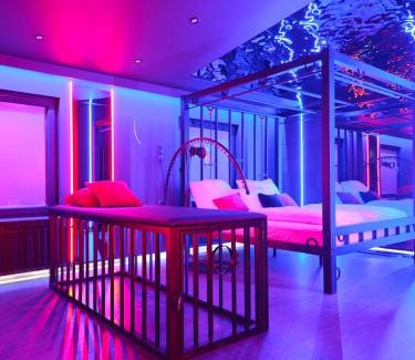 Praga Poludnie Apartment | BDSM Apartament Warszawa Luxxx - ADULTS ONLY - TYLKO DLA DOROSŁYCH