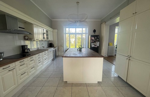 Saint-Philbert-de-Grand-Lieu House | Beautiful family home