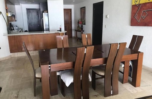 Playa Diamante Apartment | Beach Apartment Mayan Torre I