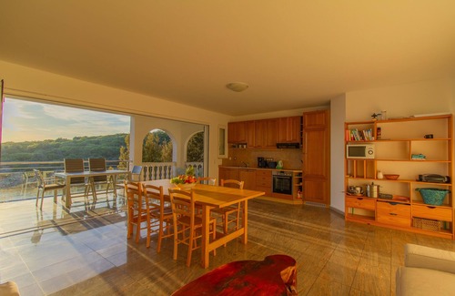 Potocnica Apartment | Beach Apartment 1: private bathing area, sandy beach, WiFi, ideal for families