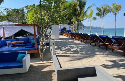 Senggigi Hotel | Beach Club Lombok by Bale Solah