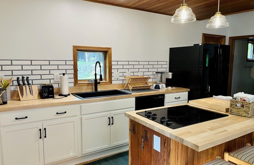 Good Hart Cottage | Beach Cottage, Private Lake Michigan Beach, Harbor Springs Good Hart