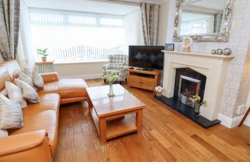 Woodhorn House | Beach Cove View