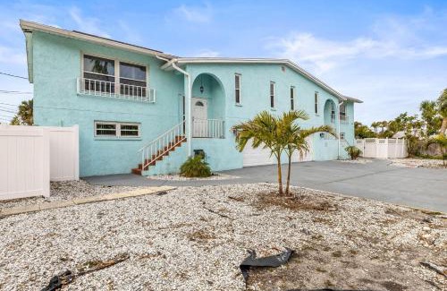 Indian Rocks Beach House | Beach Escape
