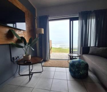 Henties Bay Apartment | Beach Front 4