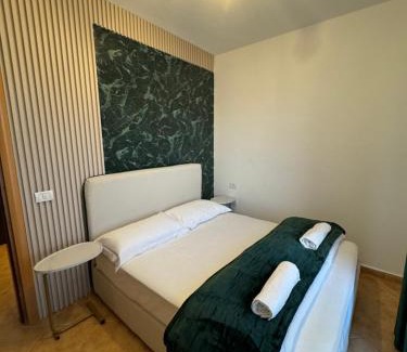 Durres Apartment | Beach Front Superior Apartment Green forest