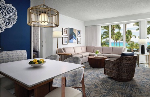 Florida North Atlantic Coast Resort | Beach front Resort on Singer Island, West Palm Beach. Restaurants nearby