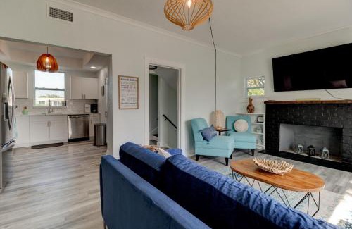 River Ridge Estates House | Beach Gangsta's Paradise fire pit cowboy pool pool table