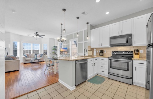 Red Hill Apartment | Beach & Golf Vacation 2