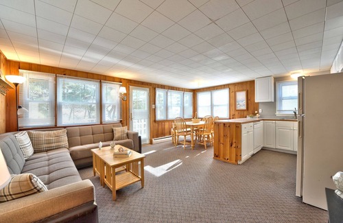 Beach Haven Gardens House | Beach Haven Gardens, One House From The BeachnSaturday to Saturday rentals