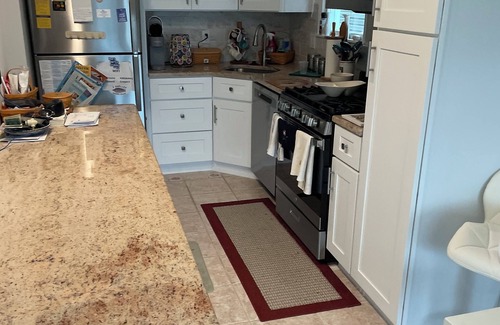 South End House | Beach Homen1.5 Blocks from beach -off-street parking completely renovated 2024.