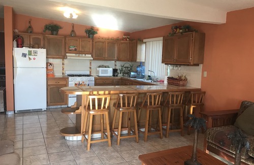La Joya House | BEACH HOUSE CLOSE TO DOWNTOWN