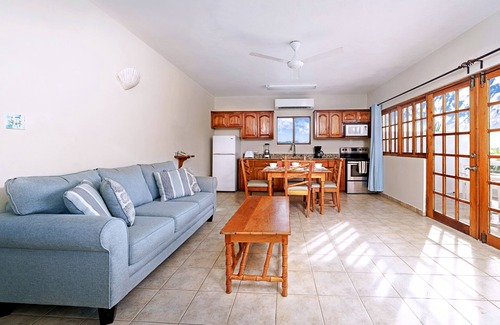 Negril Apartment | Beach House Condos: Beachfront Penthouse - 7mile Beach Jamaica