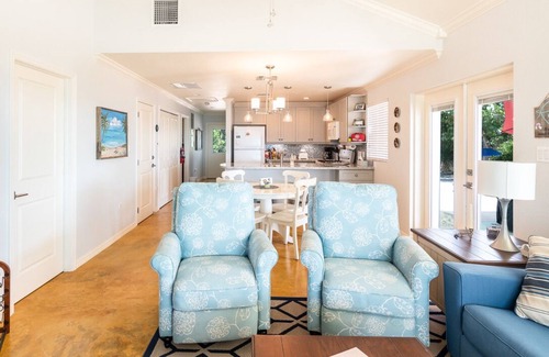 Stake Bay House | Beach House Footsteps From The Water.