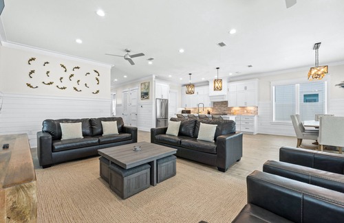 Laguna Beach House | Beach House - Totally Beachin by PHG