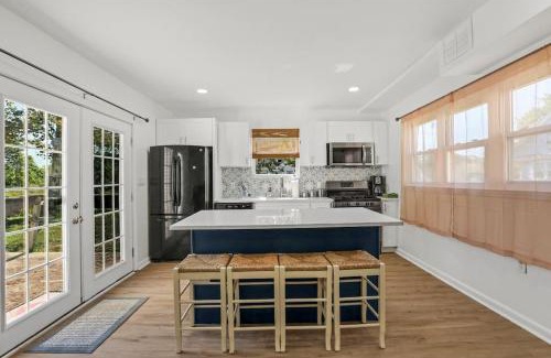 Keansburg Apartment | Beach house