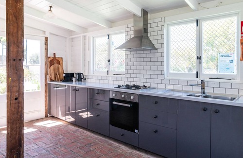 Middleton Apartment | Beach Huts Middleton