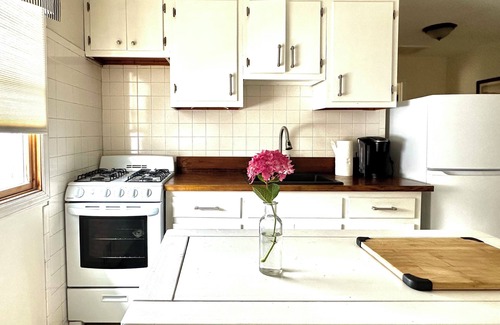 Seaside Heights Apartment | BEACH LOCKER RIGHT ON BEACH! GREAT UNIT NORTH END! PERFECT FOR FAMILY.COUPLE.