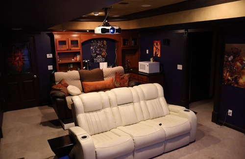 Canton House | BEACH - MOUNTAINS - ATL - GOLF - OUTLET - LAKE POINT SPORTS - TENNIS