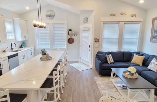 Corolla Village Condo | Beach Paradise: 5-min walk to beach & directly across from Currituck Lighthouse!