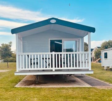 Caister-on-Sea Resort | BEACH SIDE CARAVAN - haven - Caister on sea