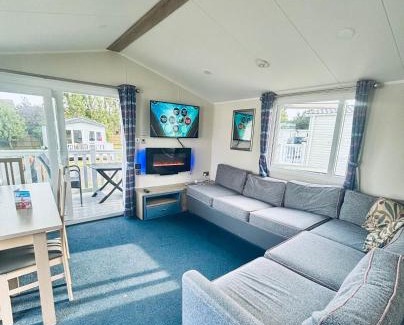 Caister-on-Sea Resort | BEACH SIDE CARAVAN - haven - Caister on sea