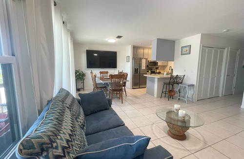 Navarre Beach Condo | Beach View 2BR/2BA on Navarre Beach with beach wagon and chairs. Pet friendly