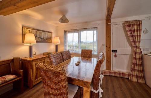 Isle of Gigha House | Beach View Cottage