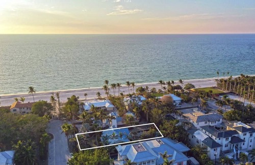 Old Naples Resort | Beachblock 3-Home Family Compound w/Pool
