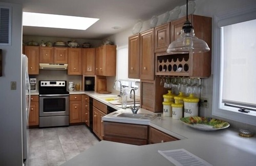 Gardens House | Beachblock, Ocean View, Private Pool, Grill & More!