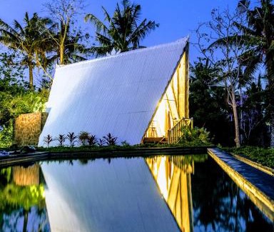 Suraberata House | Beachfields Bungalows