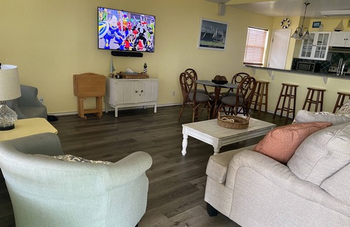 Surfside Beach House | Beachfront 1st Row