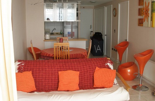 Renaca Apartment | Beachfront 2 Bed/2 Bath Apartment