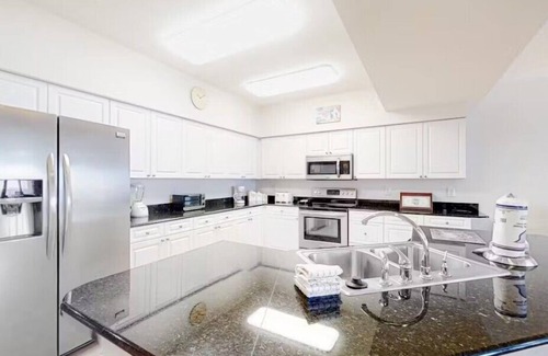 Orange Beach Condo | Beachfront | Admiral Quarters 804 | Indoor & Outdoor Pools | Beach Getaways