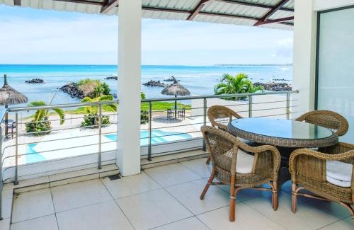 Pointe aux Biches Apartment | Beachfront Apartment - Superb View