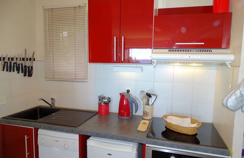 Agay Apartment | Beachfront apartment for 6 people, sea and beach views