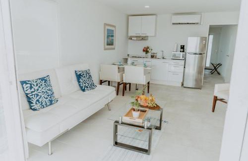 Pos Chiquito Apartment | Beachfront Bella Horizonte 4